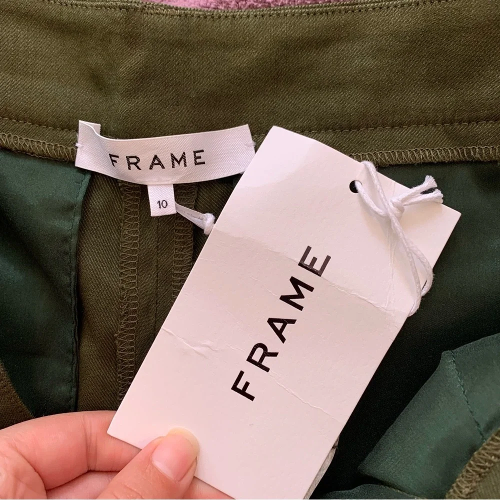 Frame Green Linen Pleated Cuffed Short Size 10
